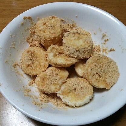 バナナにきな粉をかけるだけでこんなにおいしくなるとは驚きです。
ご馳走様でした(*^▽^*)